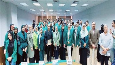 ما سبب إنشاء المكتب الأخضر بكلية العلاج الطبيعي جامعة القاهرة ؟ 