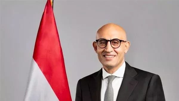 محمد عبد اللطيف وزير