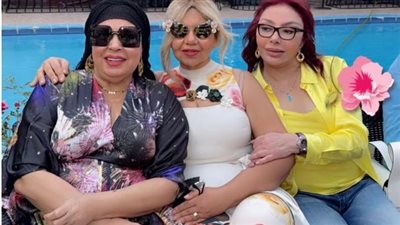 فيفي عبده ونبيلة عبيد ونرمين الفقي يحتفلن بشم النسيم مع نجوم الفن