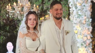 رنا رئيس تحتفل بزفافها في أحد فنادق الجيزة الشهيرة وسط أجواء خاصة