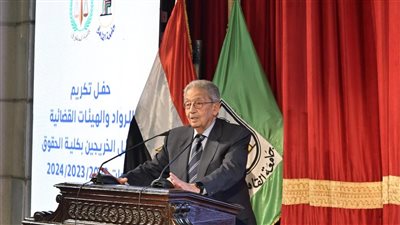 رؤساء الهئيات القضائية الخمس من خريجى دفعة ١٩٧٧ حقوق جامعة القاهرة.. حدث فريد