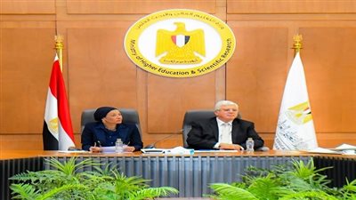 وزير التعليم العالي يلتقي مدير مكتب اليونسكو في حضور وزيرة البيئة لحماية الموارد الطبيعية