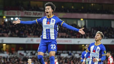 يتومـا يُعيد برايتون للمباراة أمام ليفربول بهدف في الدقيقة 69