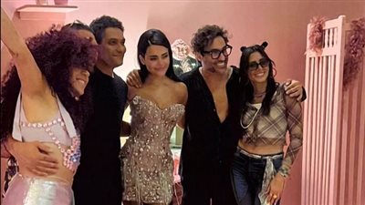 في أجواء صاخبة.. أسماء جلال تحتفل بعيد ميلادها الـ30 بحضور نجوم الفن