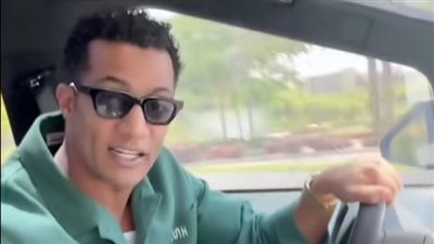 محمد رمضان يظهر مع ابنه في فيديو جديد ويكشف تفاصيل التنمر الذي تعرض له نجله