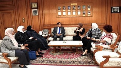 جامعة حلوان تحتضن وفد البورد العربي لتعزيز تطوير التمريض في الوطن العربي