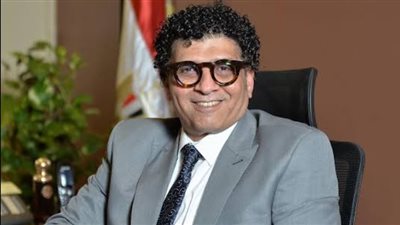 وفاة والد رئيس دار الأوبرا المصرية الدكتور علاء عبد السلام.. موعد الجنازة