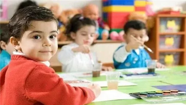 رياض الأطفال المدارس