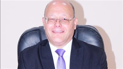 جامعة سوهاج تعلن القائمة المبدئية للمتقدمين لمنصب عميد كليتي الصيدله والالسن