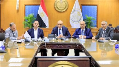 وزير التربية والتعليم يتابع توزيع أوراق امتحانات الثانوية العامة 2025 على الطلاب بالموعد المحدد