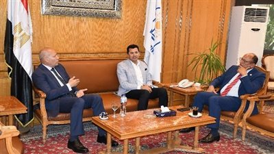 مناقشة دكتوراه في جامعة حلوان بحضور وزيري الشباب والنيابيةومحافظ القاهرة