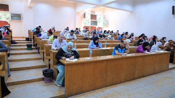 انطلاق امتحانات التعليم