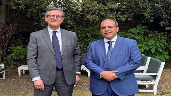 لقاء مثمر لرئيس الجامعة