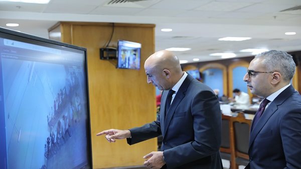 وزير التعليم يستعرض