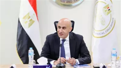 وزير التربية والتعليم يكشف خطط الوزارة لمواجهة الكثافات: الفصل كان فيه 150 طالب!