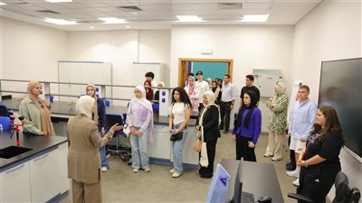 جامعة باديا تنظم جولات تعريفية للطلاب الجدد لاستكشاف حرمها الجامعي