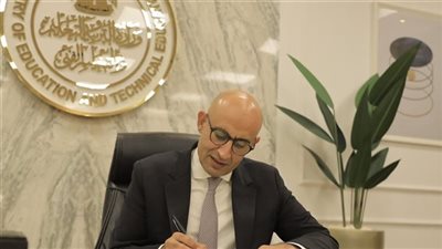 وزير التعليم يعتمد جداول امتحانات الدبلومات الفنية 2025 دور ثانٍ