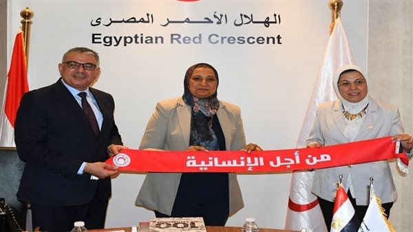 جامعة عين شمس تدعم