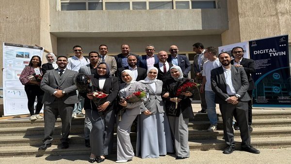 طلاب هندسة جامعة