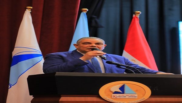 الدكتور عبد الرازق