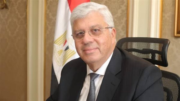 أيمن عاشور وزير التعليم