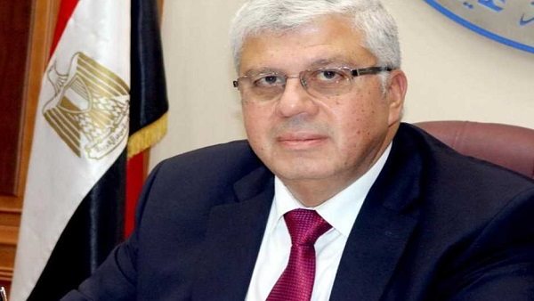 الدكتور أيمن عاشور