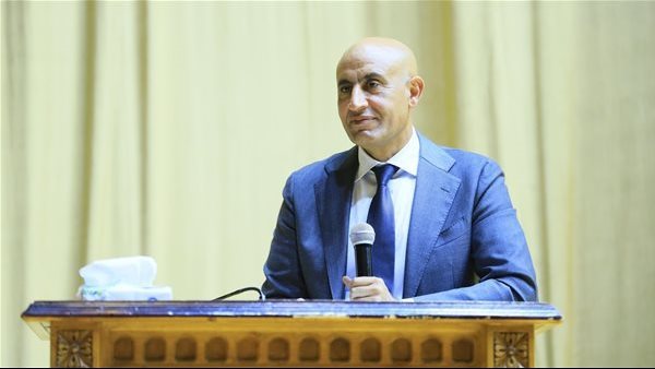 محمد عبد اللطيف وزير