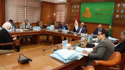 رئيس جامعة المنوفية يرأس لجنة اختيار مديري العموم بالجامعة 