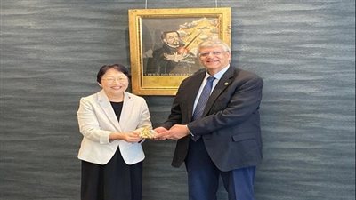 رئيس الجامعة المصرية اليابانية يبحث مع جامعة صوفيا آفاق تعاون أكاديمي مشترك