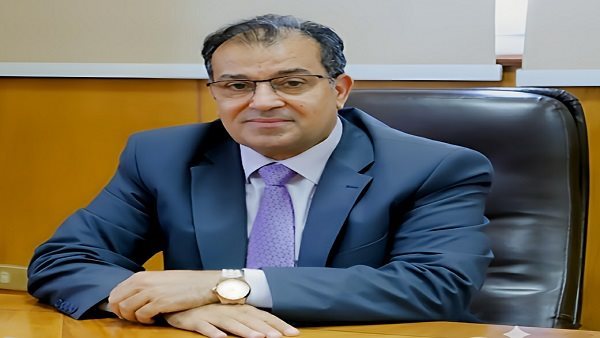 الدكتور أحمد عكاوي