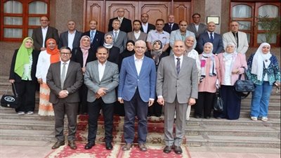 جامعة المنوفية تطلق استراتيجية جديدة لتطوير الجهاز الإداري