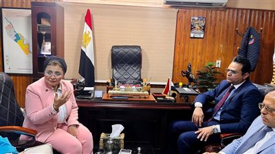 دويدار يستقبل نائب وزير الصحة في ثاني أيام زيارتها لسوهاج لتعزيز جهود صحة الأم والطفل