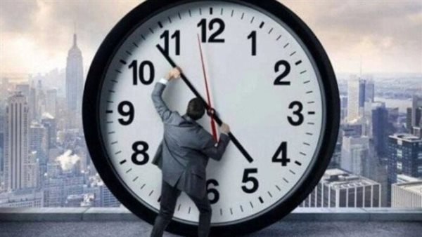 موعد بدء التوقيت