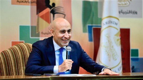 محمد عبداللطيف وزير