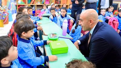 وزير التربية والتعليم يقرر إجراءات جديدة لتبسيط المناهج للطلاب