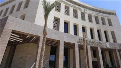  تفاصيل واقعة إغماء الطالبات.. والتعليم تصدر قرارا بشأن المناهج ومواعيد امتحانات نصف العام