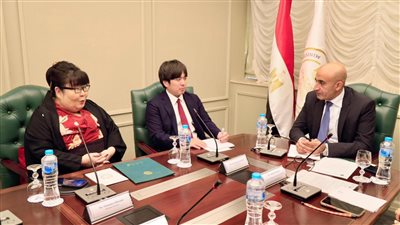 وزير التربية والتعليم يلتقي ممثل جامعة هيروشيما لبحث آفاق التعاون التربوي المشترك