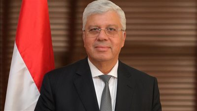 وزير التعليم العالي يعلن صدور قرارات جمهورية بتعيين قيادات جامعية جديدة