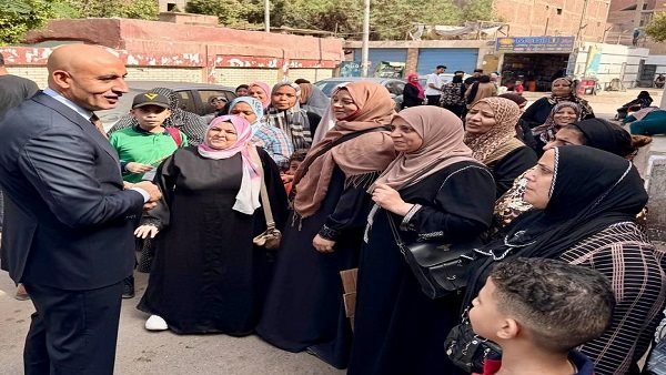 وزير التعليم يلتقي