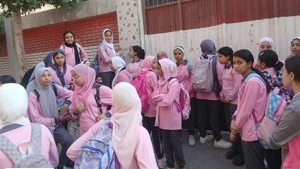 مديرة مدرسة السيدة