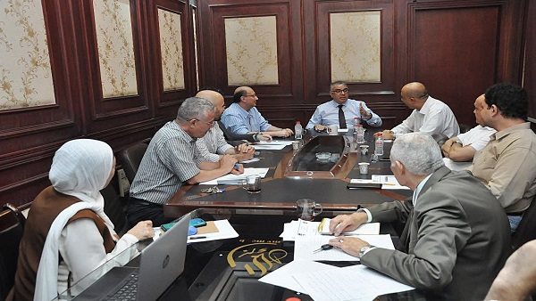 عميد كلية التجارة