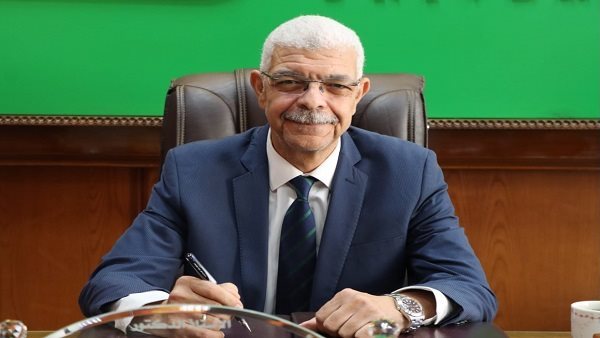 الدكتور أحمد القاصد