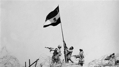 الصلابة النفسية لجندي حرب أكتوبر.. كيف تغلب الإيمان والوطنية على العطش والجوع؟