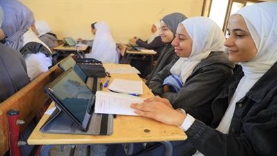 تعرف على الأوراق المطلوبة لتسليم التابلت لطلاب الصف الأول الثانوي