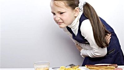 بعد إصابة 7 طالبات بتسمم.. تحرك عاجل من صحة المنوفية بشأن الكشري