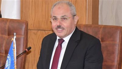 لأول مرة في مصر.. باحث صيني يحصل على الدكتوراه في اللغة الفرنسية من جامعة قناة السويس