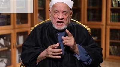 قناة الناس تكشف أسرار أول خطبة جمعة للدكتور أحمد عمر هاشم في سن الحادية عشرة