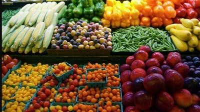 أسعار الخضروات والفاكهة اليوم السبت في الأسواق.. بكام الطماطم؟