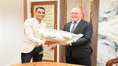 استجابة سريعة من رئيس جامعة سوهاج لأحكام القضاء.. تفاصيل القرار الذي أسعد الإداريين