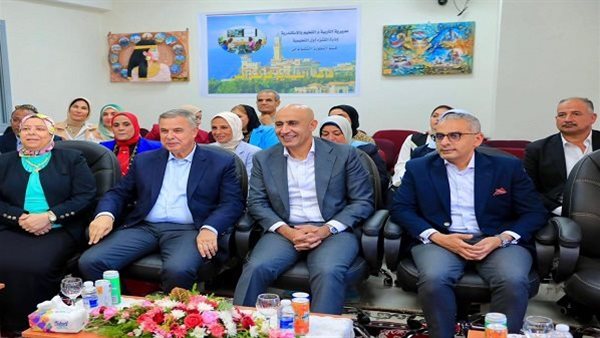  وزير التربية والتعليم